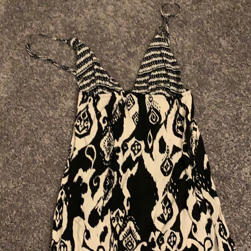 Forever 21 Black And White Tribal Print Maxi Dress